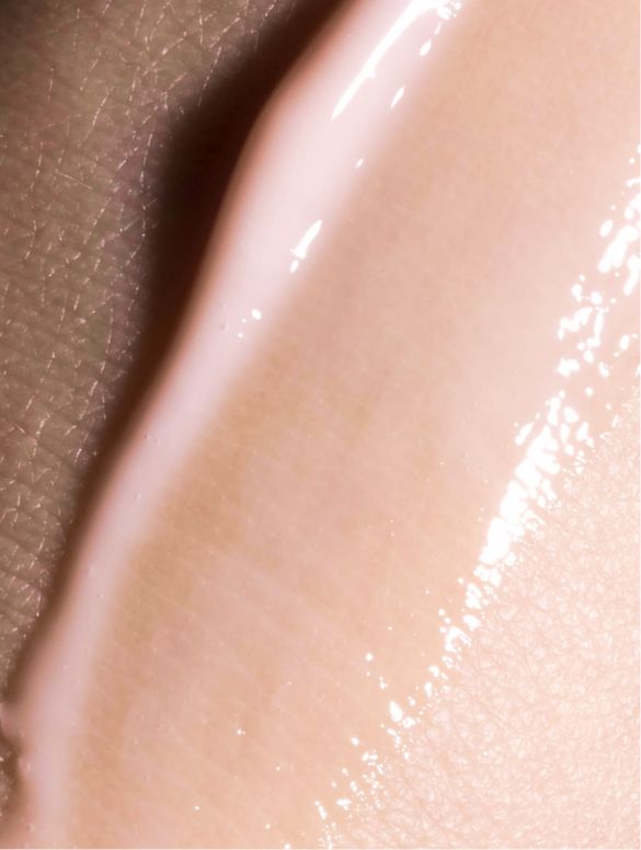 Peptide Anti-Aging Serum in use